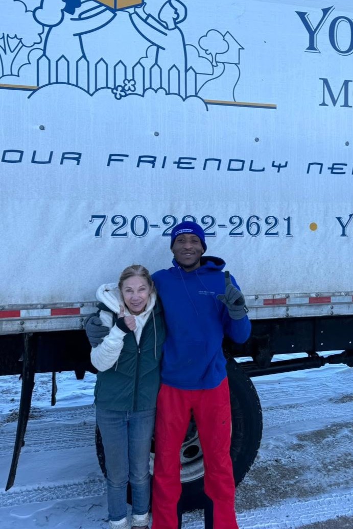 Customer and mover together after a winter move